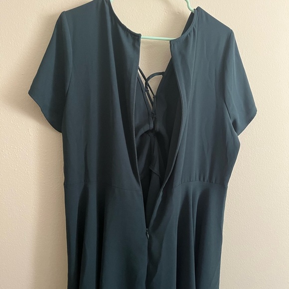 Green Tie Front Dress - Picture 6 of 6